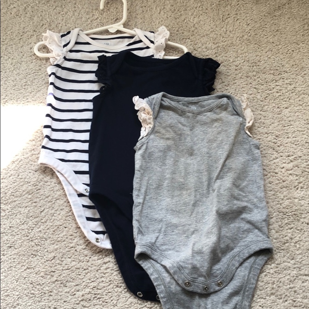 Baby gap eyelet onesie bundle